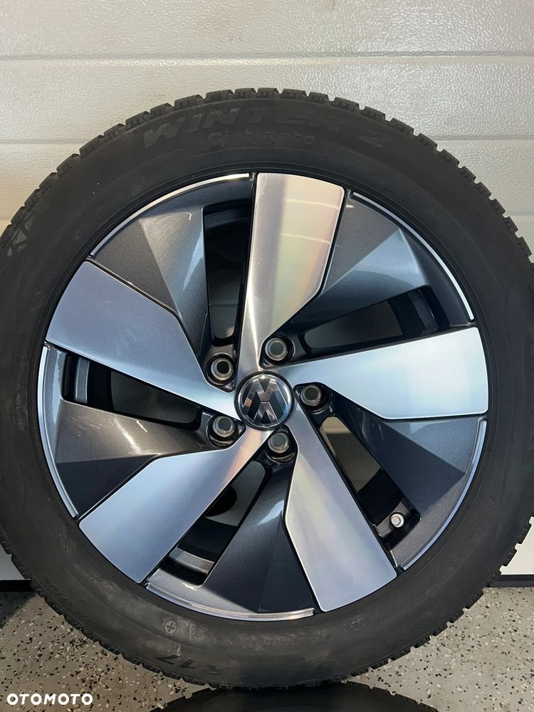 Oryginalne KOŁA FELGI 17 VW Passat B9 B8 Pirelli 215/55R17 2024r 7,5mm jak NOWE - 6