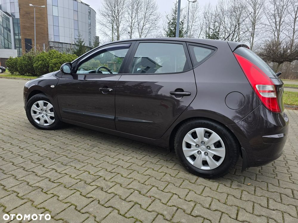 Hyundai i30 1.6 Comfort - 22