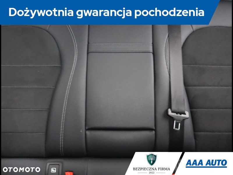 Mercedes-Benz GLC - 11