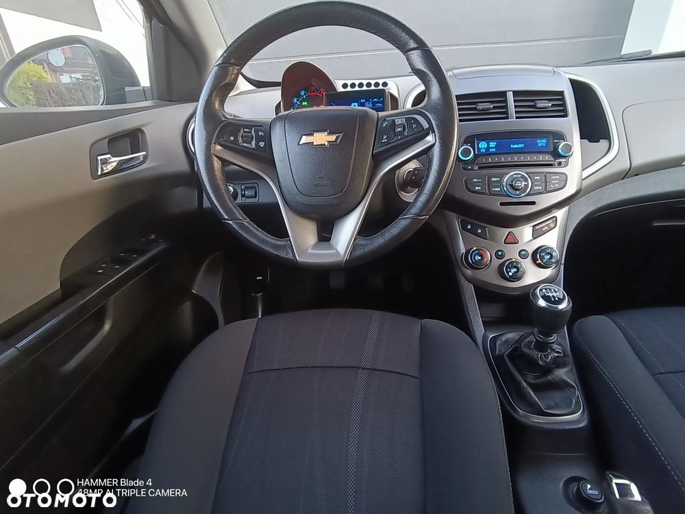 Chevrolet Aveo 1.6 LTZ - 20