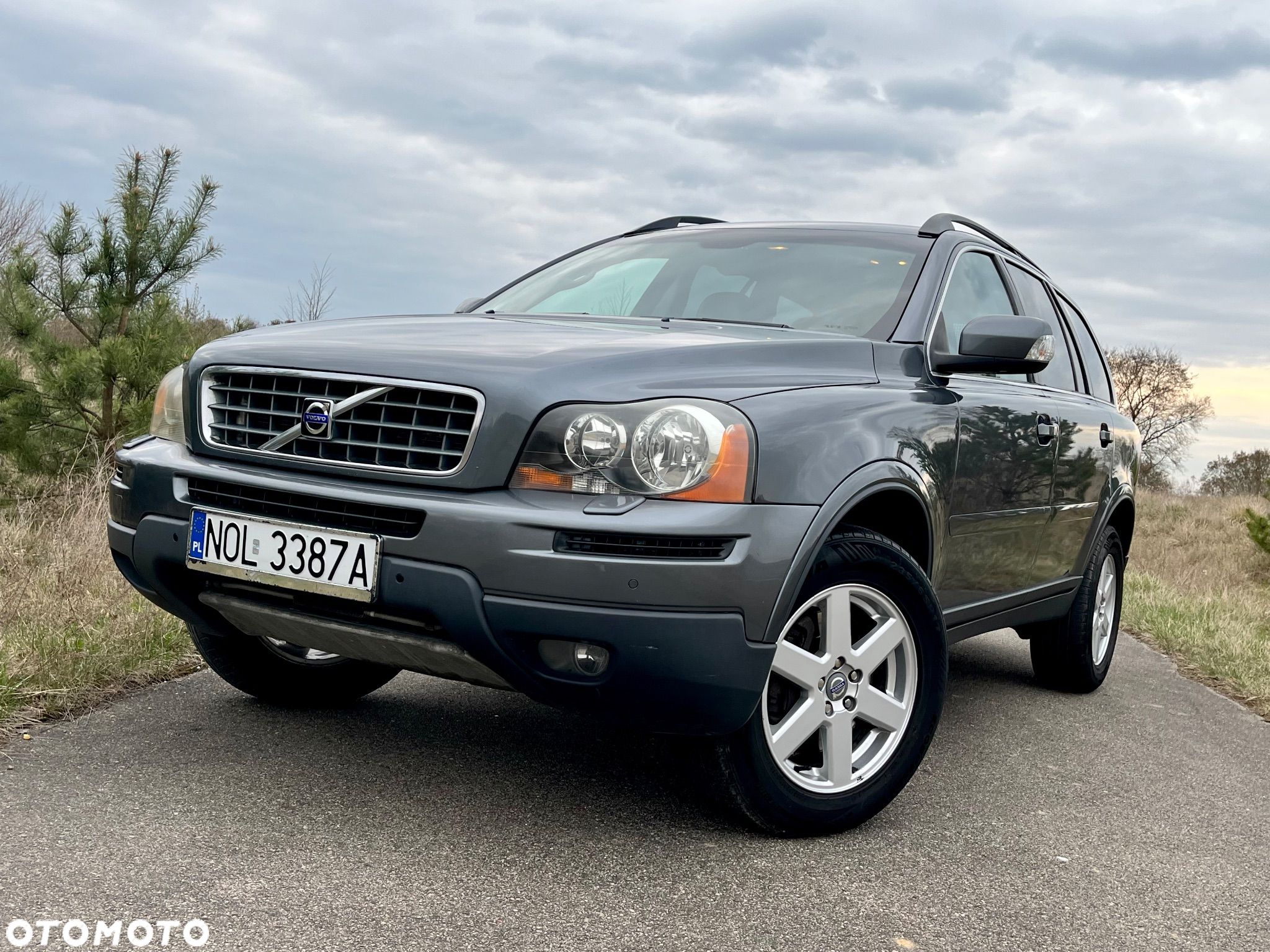 Volvo XC 90 D5 Momentum - 1