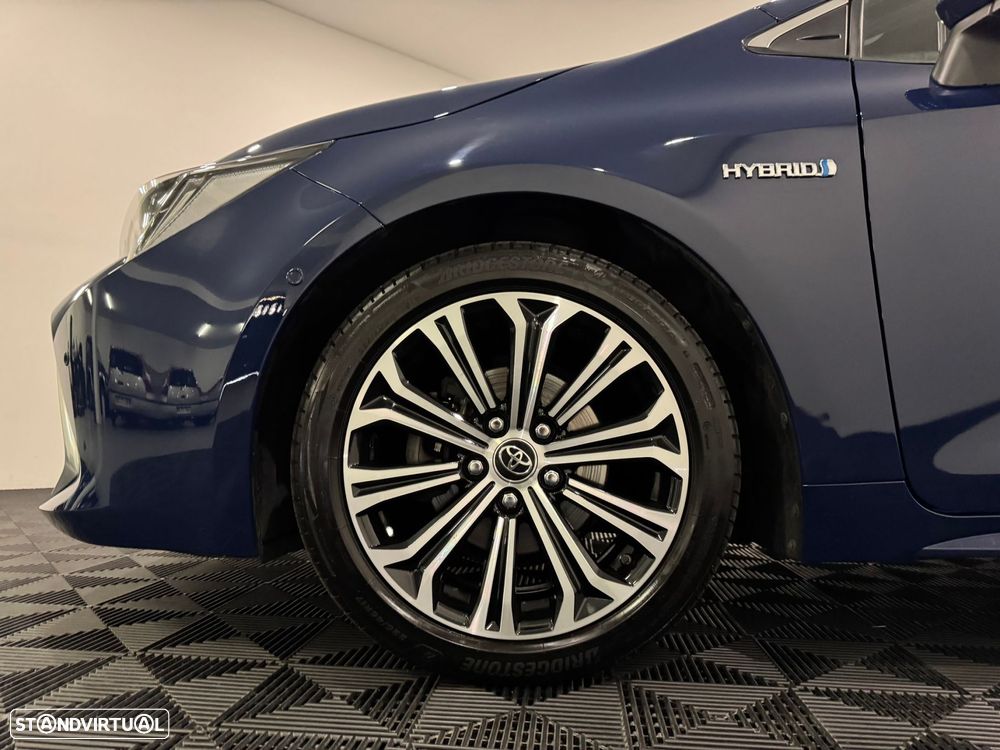 Toyota Corolla 1.8 Hybrid Exclusive - 11