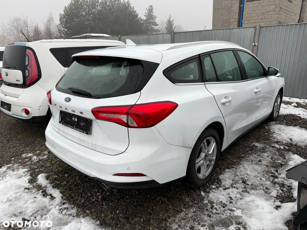 Ford Focus 1.5 EcoBlue Start-Stopp-System TITANIUM STYLE - 3