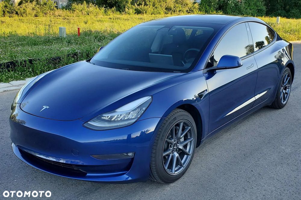 Tesla Model 3 Langstreckenbatterie Allradantrieb Dual Motor - 2