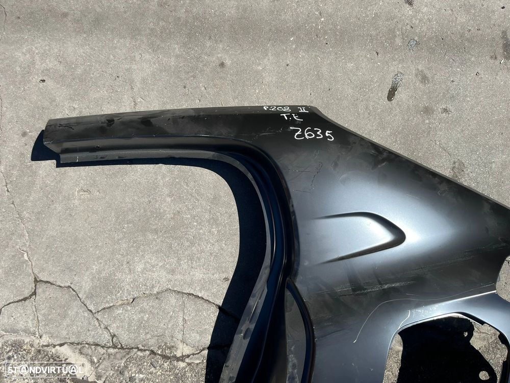 Peugeot 208 II - PAINEL ILHARGA TRAS ESQUERDO - Z635 - 2