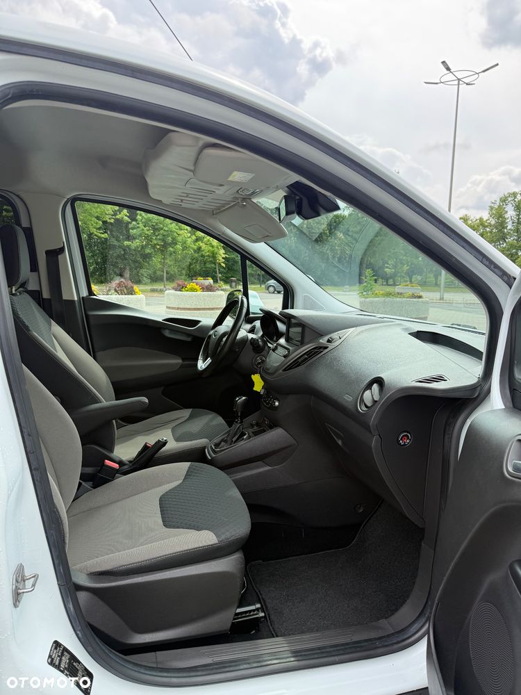Ford Tourneo Courier 1.5 TDCi Trend - 20