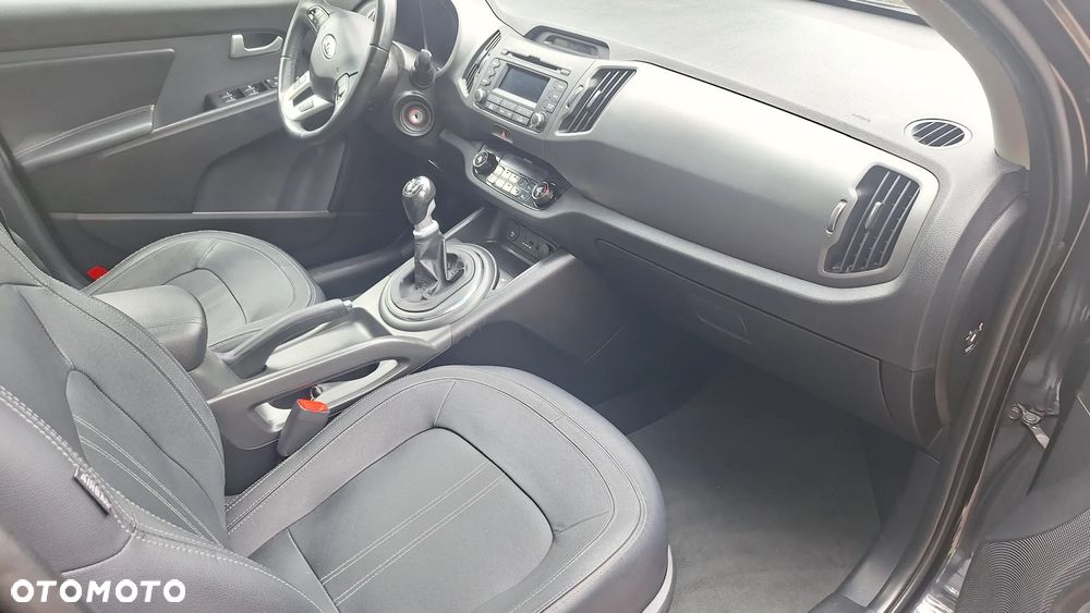 Kia Sportage - 16