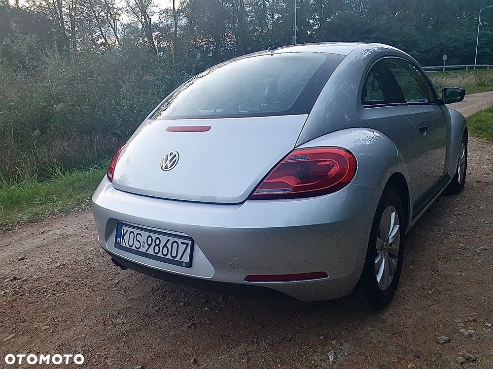 Volkswagen New Beetle - 4