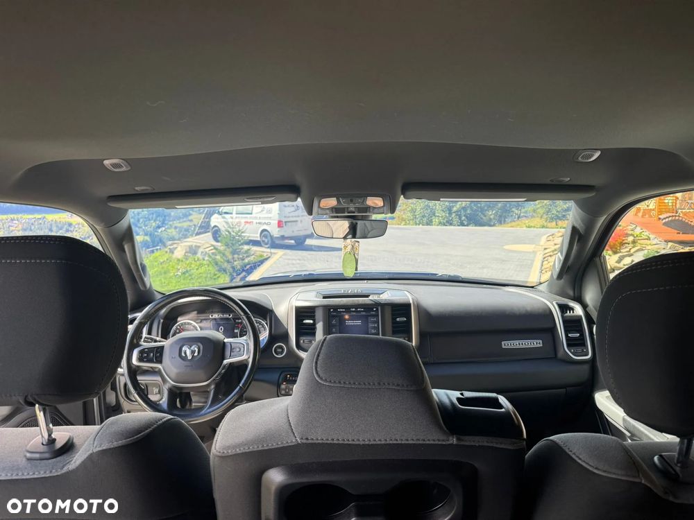 Dodge RAM 1500 5.7 4x4 - 23