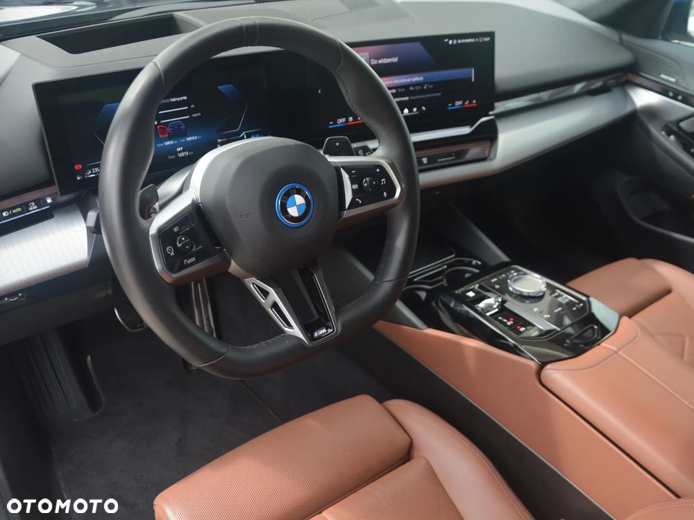 BMW Seria 5 530e xDrive PHEV M Sport - 6