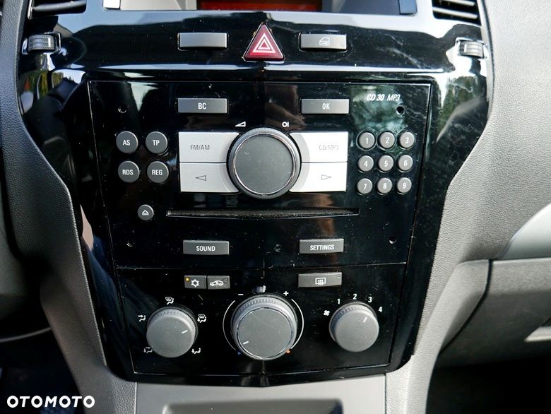 Opel Zafira 1.8 Innovation 110 Jahre - 16