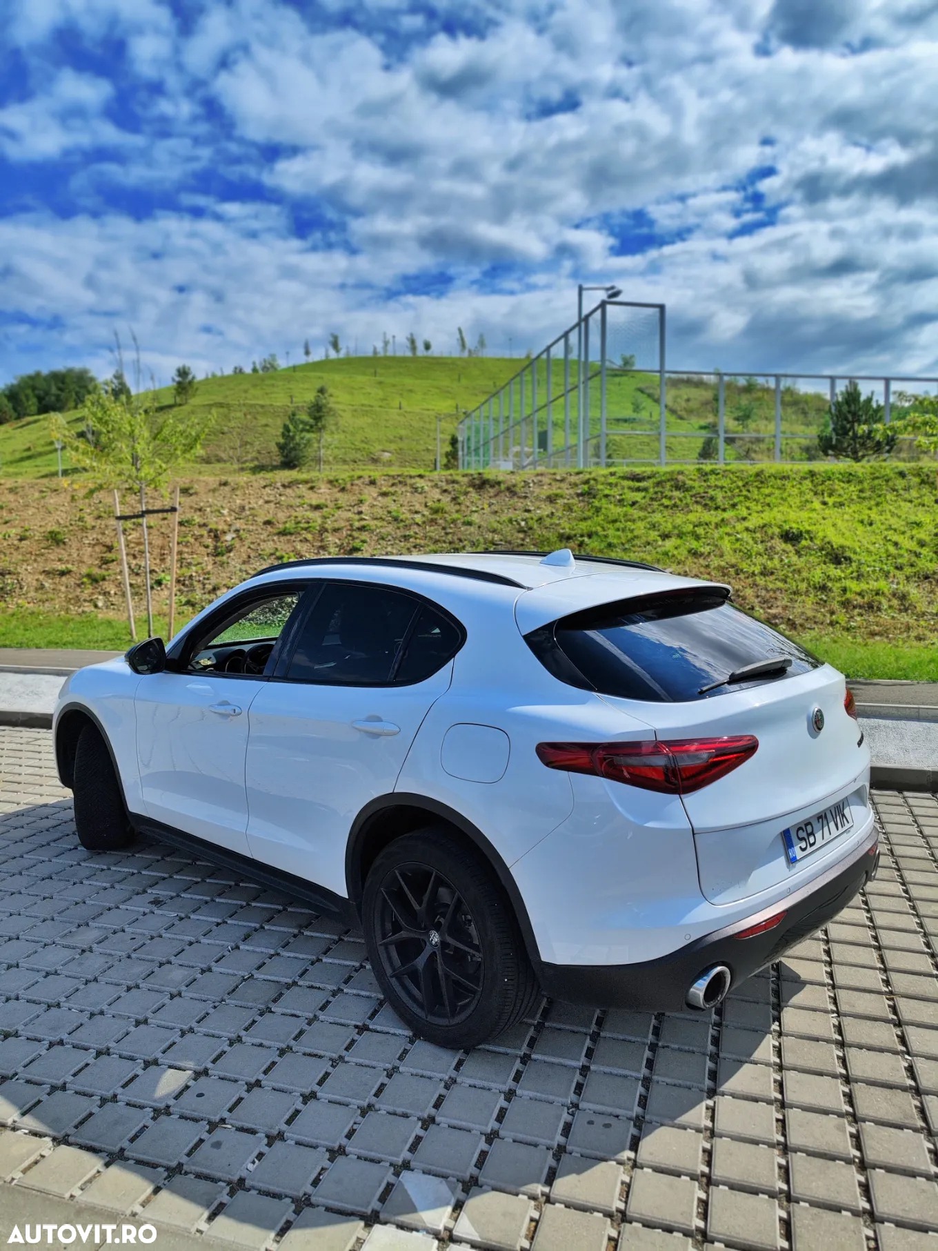Alfa Romeo Stelvio - 9