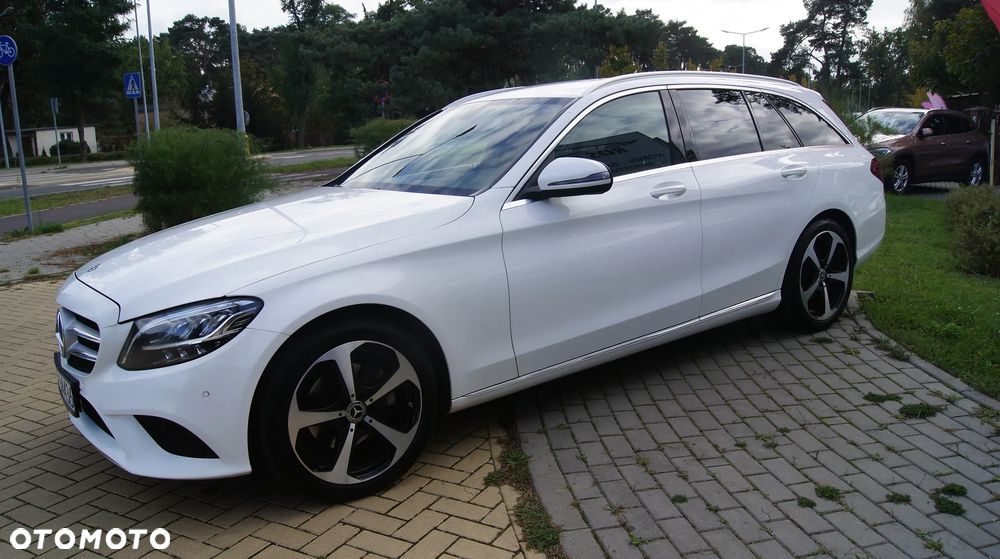 Mercedes-Benz Klasa C 220 d T 9G-TRONIC AMG Line - 7