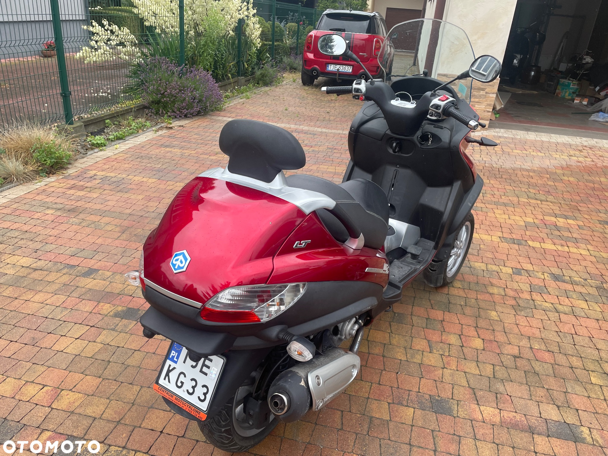 Piaggio MP-3 - 2