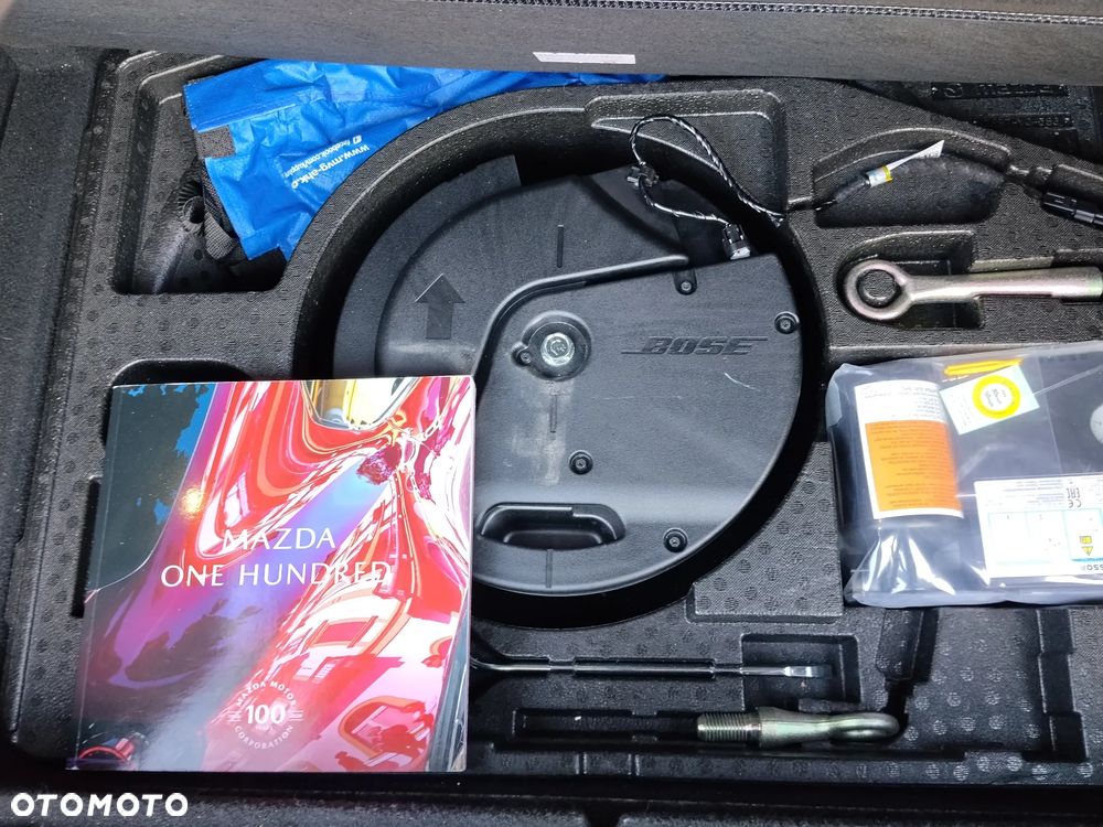 Mazda CX-30 SKYACTIV-X 2.0 M-Hybrid SELECTION - 38