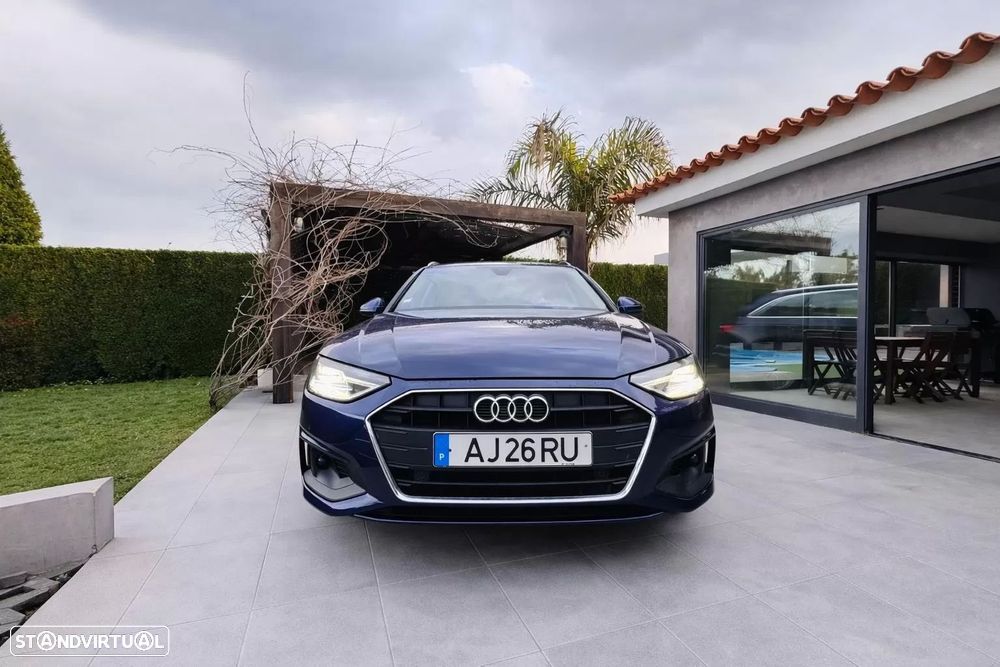 Audi A4 Avant 30 TDI Advanced S tronic - 9