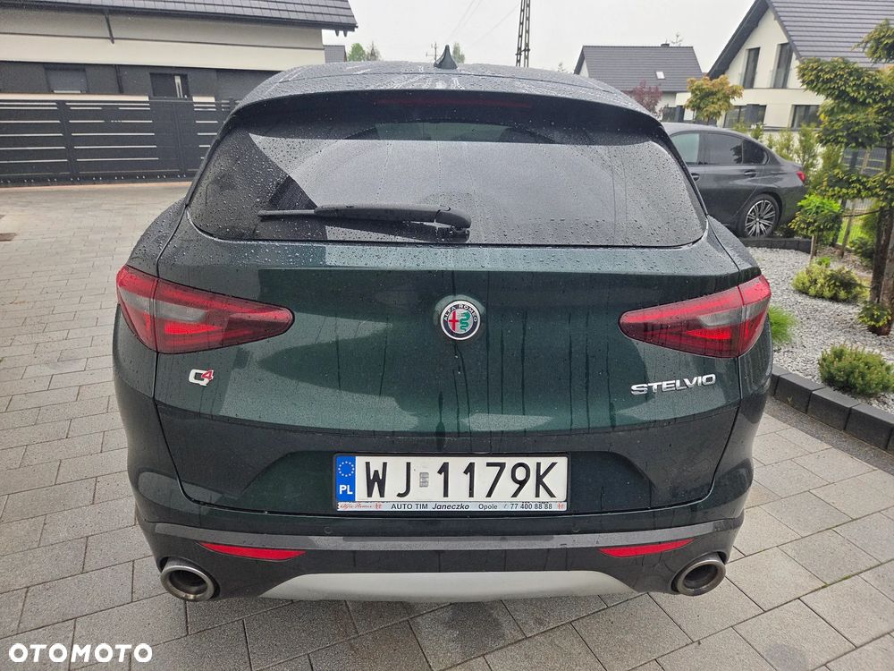 Alfa Romeo Stelvio 2.0 Turbo TI Q4 - 5