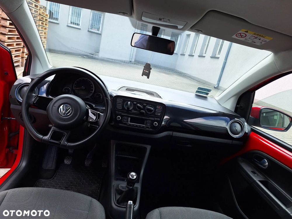 Volkswagen up! 1.0 move - 12