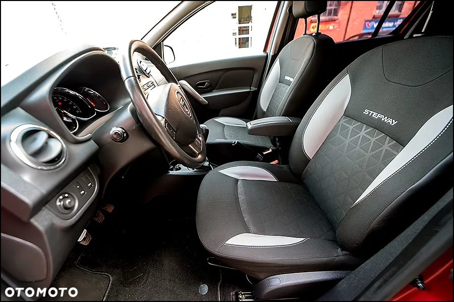 Dacia Sandero Stepway TCe 90 Prestige - 29