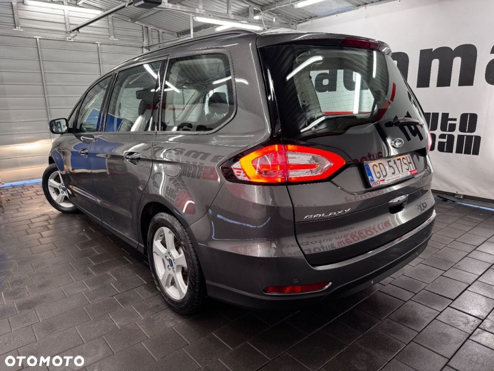 Ford Galaxy - 13