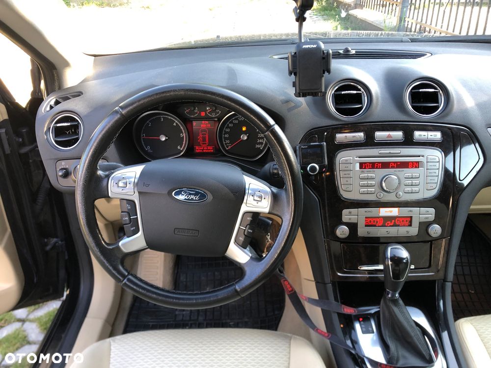 Ford Mondeo 2.0 TDCi Ghia - 28