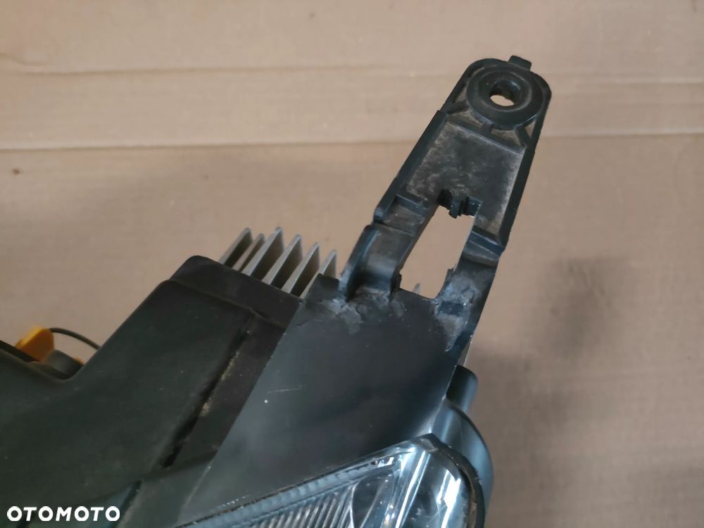 Dacia Spring Elektryk 22- LAMPA LEWY PRZÓD LED 266052417R - 6