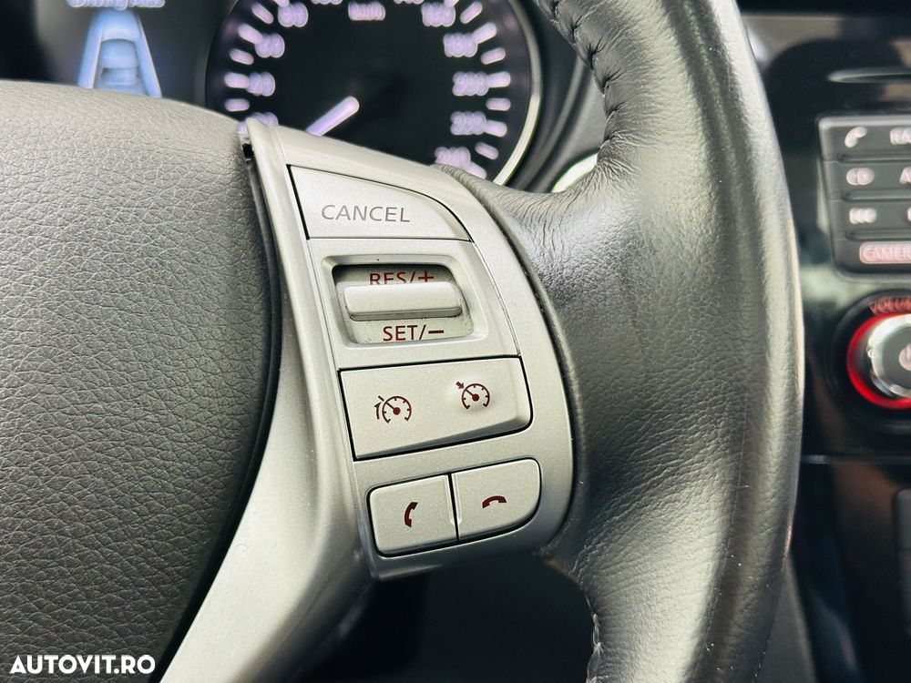 Nissan X-Trail - 32