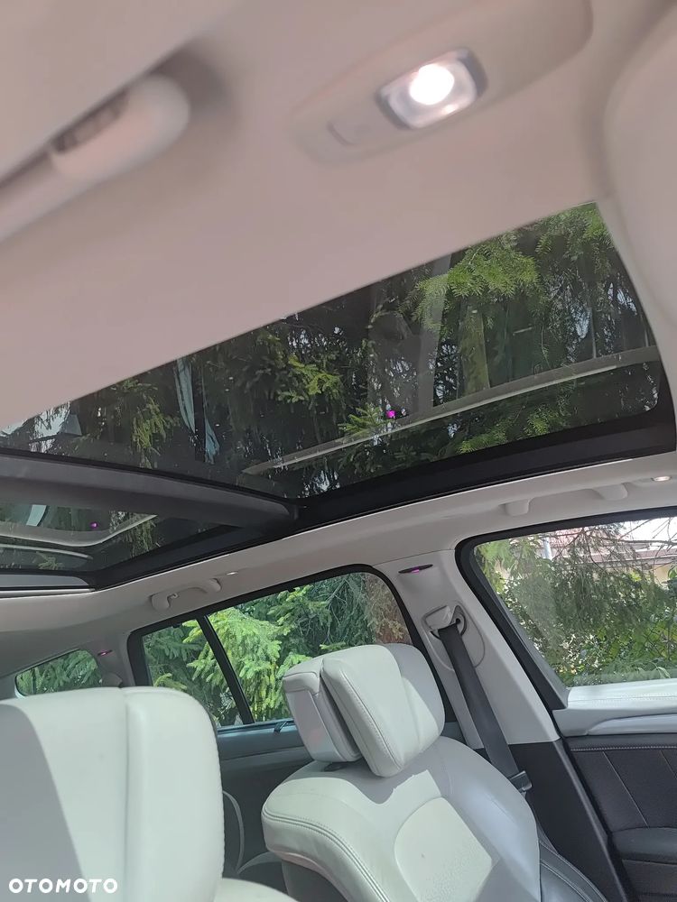 Renault Espace 1.6 dCi Energy Initiale Paris EDC 7os - 4