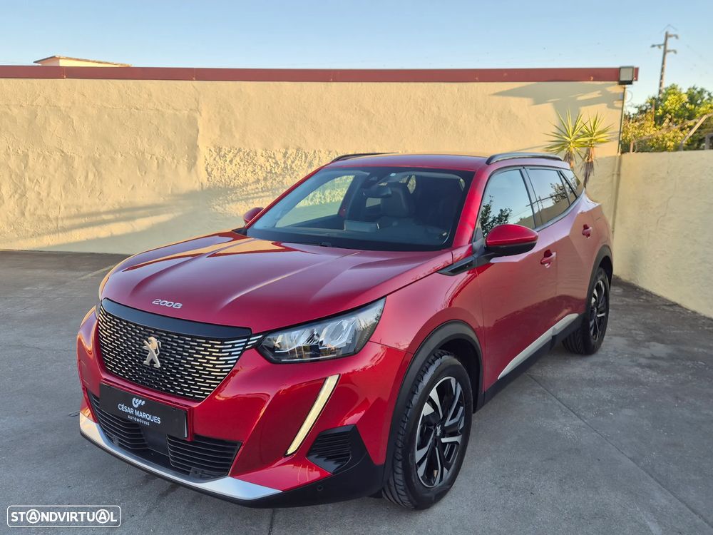 Peugeot 2008 1.2 PureTech Allure Pack - 4