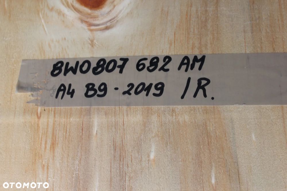 KRATKA ZDERZAKA PRAWA AUDI A4 B9 LIFT S LINE 8W0807682AM 2020 - 13