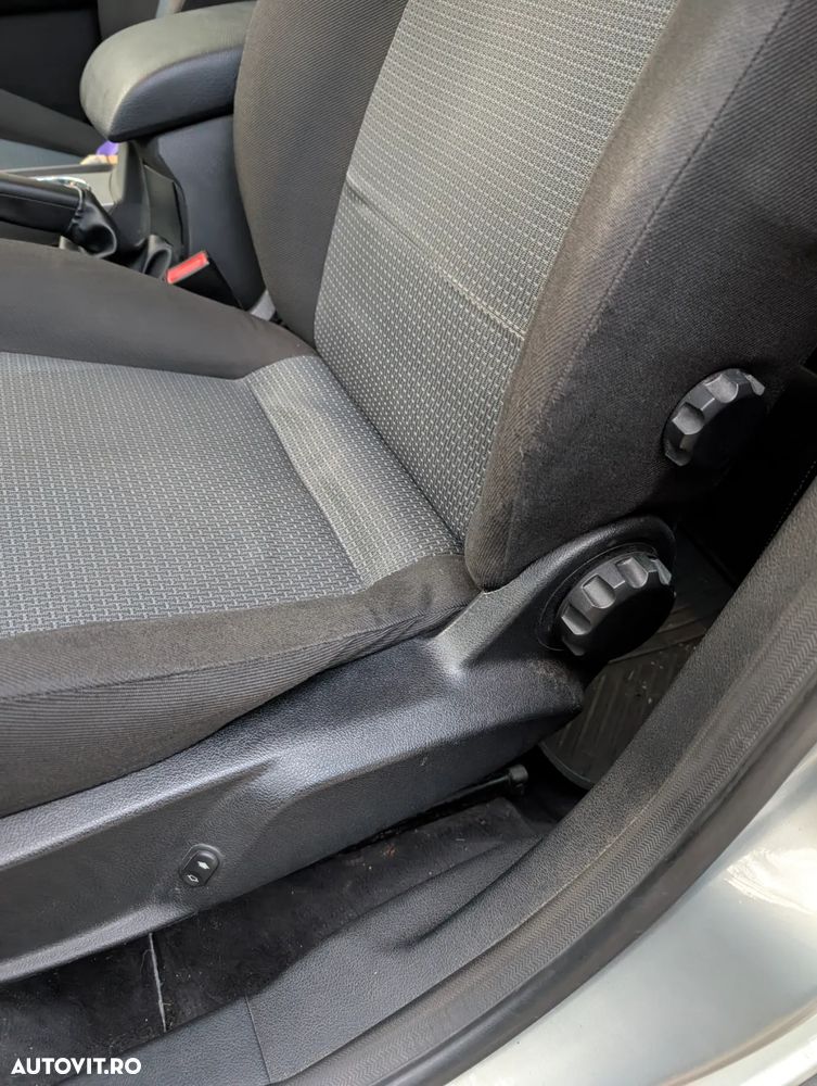 Ford Mondeo 1.8 TDCi Trend - 8