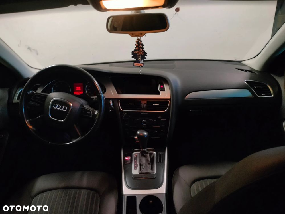 Audi A4 Avant 2.0 TDI Multitronic - 7