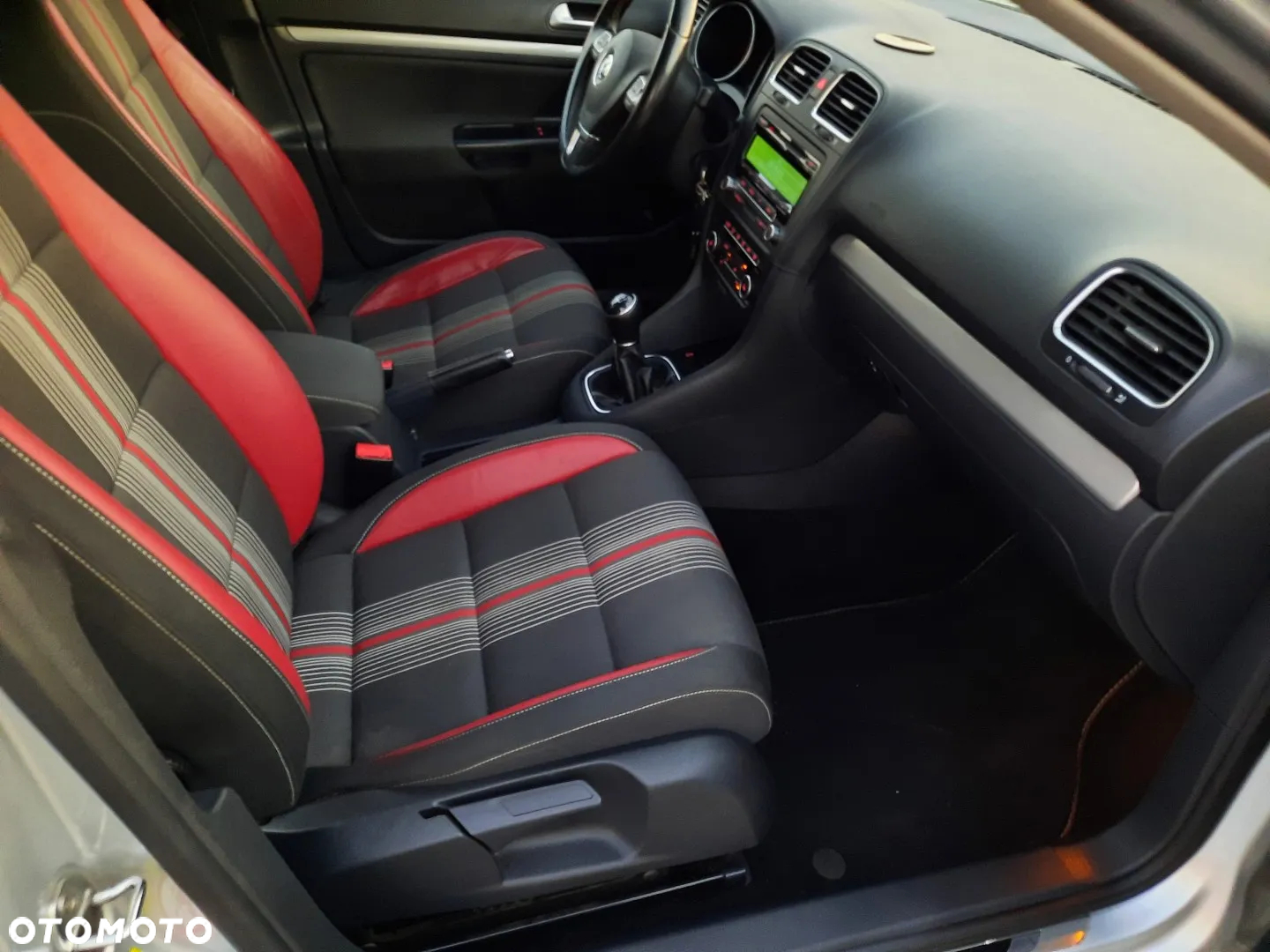 Volkswagen Golf Variant 1.6 TDI DPF MATCH - 23