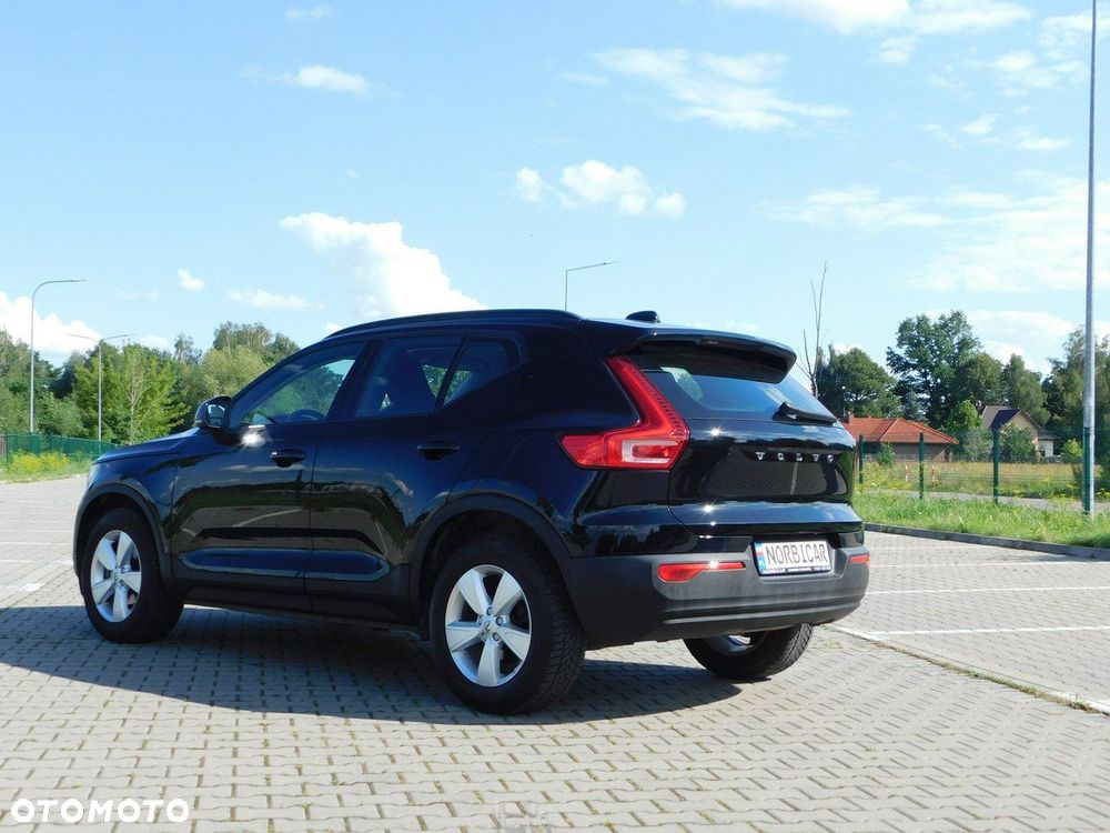 Volvo XC 40 - 3