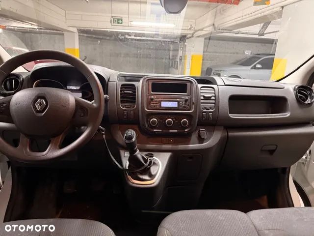 Renault Trafic - 13