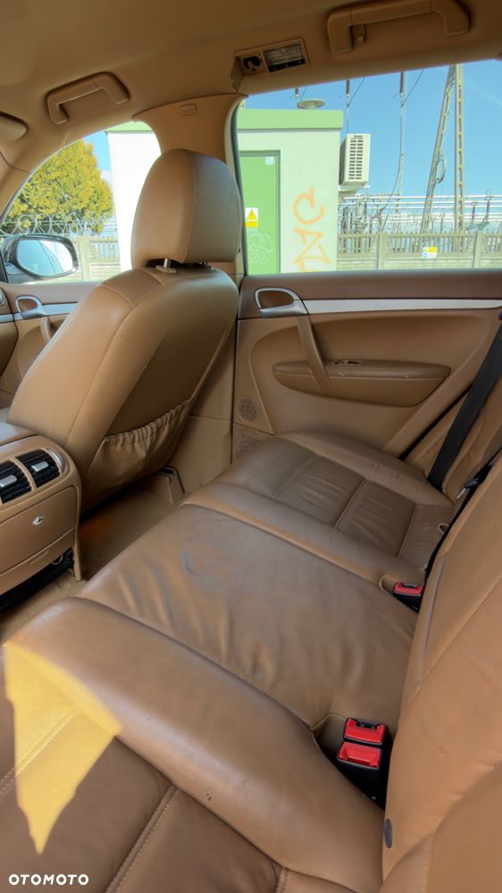 Porsche Cayenne Tiptronic S - 7