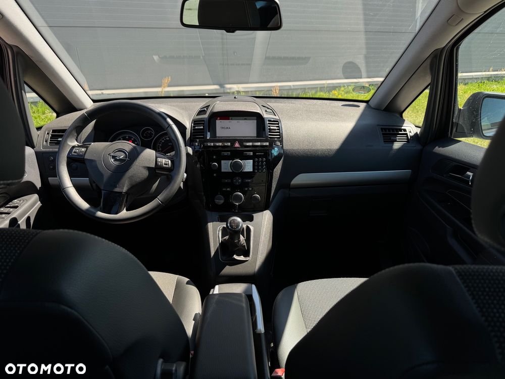 Opel Zafira 1.8 Design Edition - 34