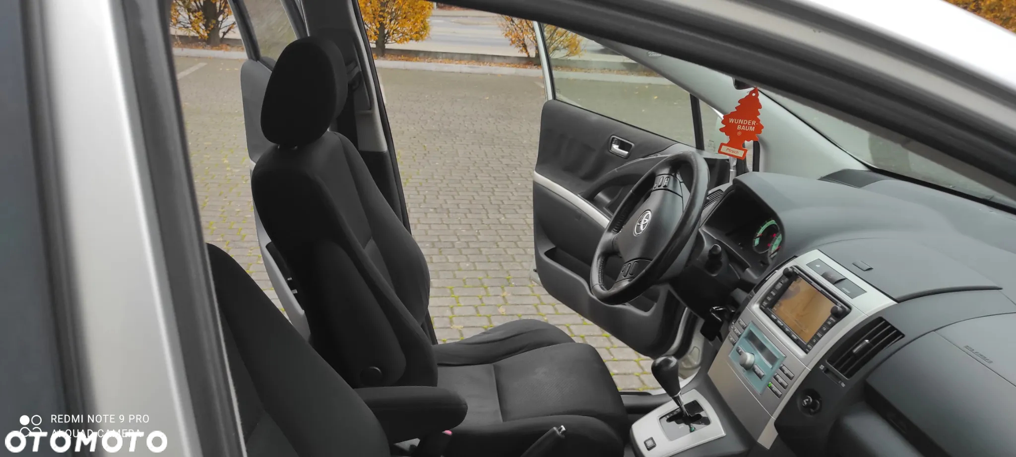 Toyota Corolla Verso 1.8 Prestige 7os MM - 27