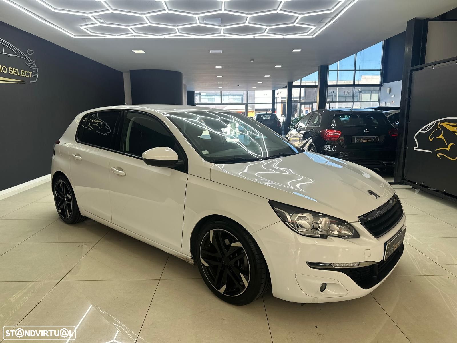 Peugeot 308 1.6 BlueHDi Style - 1