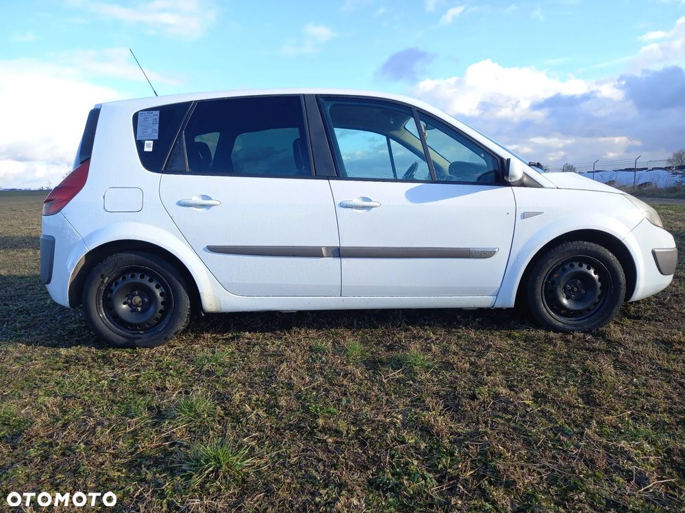 Renault Scenic 1.9 dCi Luxe Expression - 3