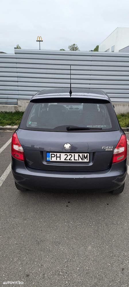 Skoda Fabia 1.2 HTP Ambiente - 10