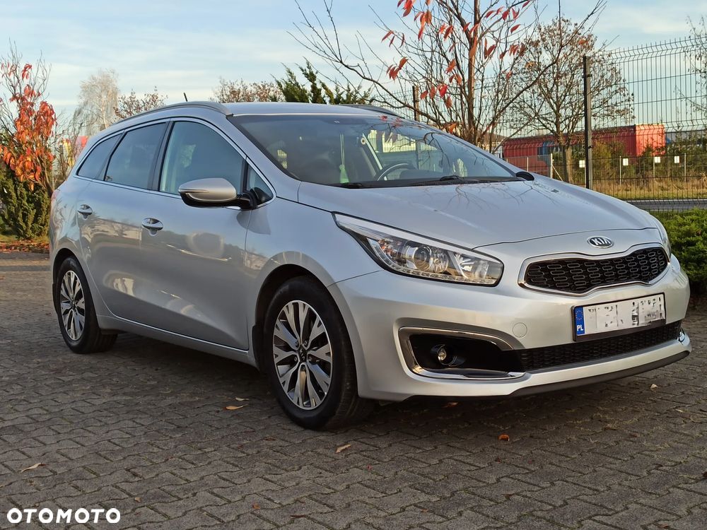 Kia Ceed 1.6 GDI L Business Line - 1