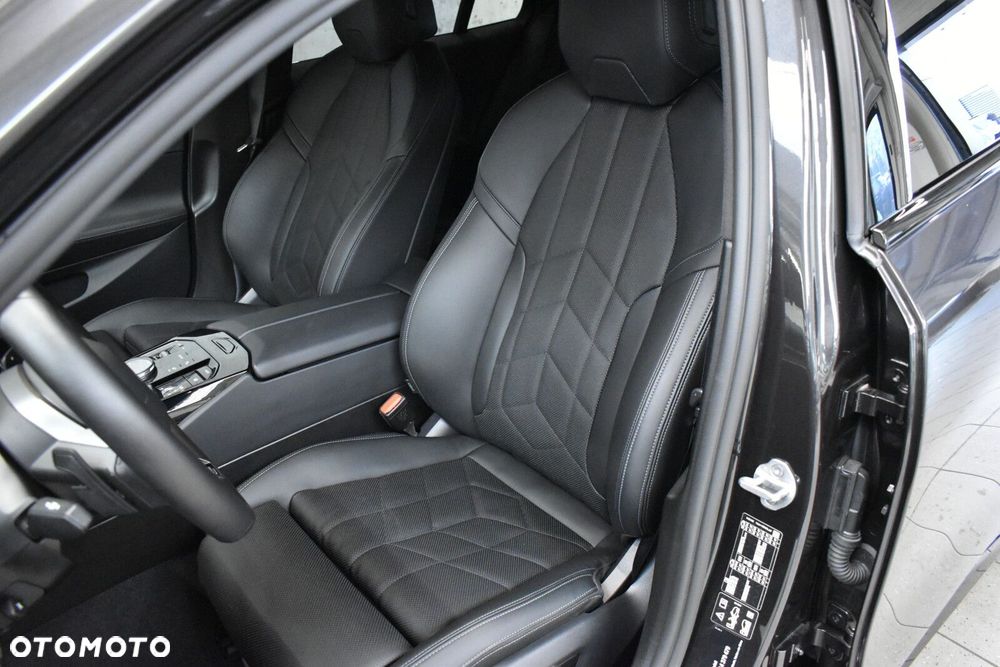 BMW Seria 5 - 11