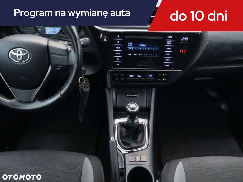 Toyota Auris - 14