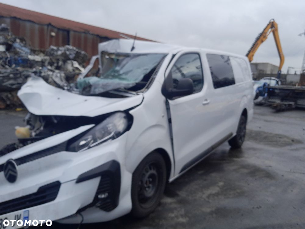 Citroën Jumpy M EAT8 - 2