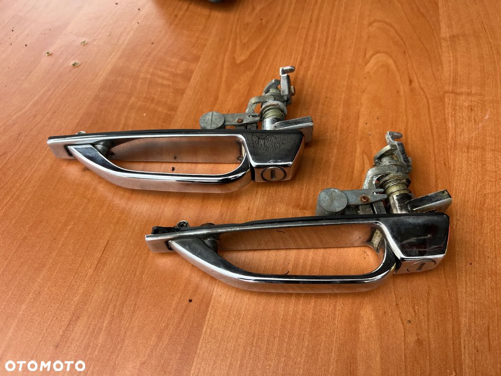 KLAMKA PRZEDNIA KLAMKI LEWA PRAWA MERCEDES W107 R107 C107 SL SLC - 1