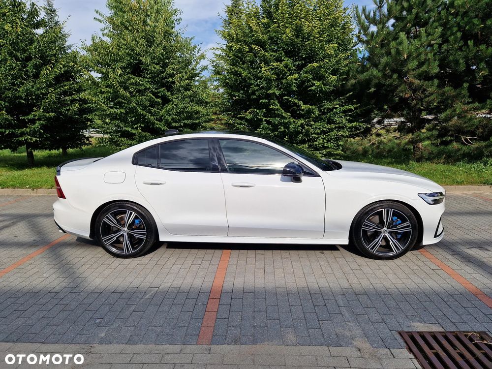 Volvo S60 T5 R-Design - 12