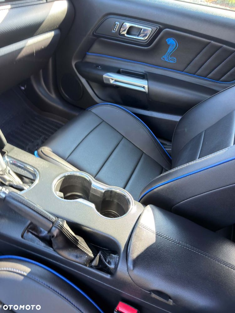 Ford Mustang 3.7 V6 - 23
