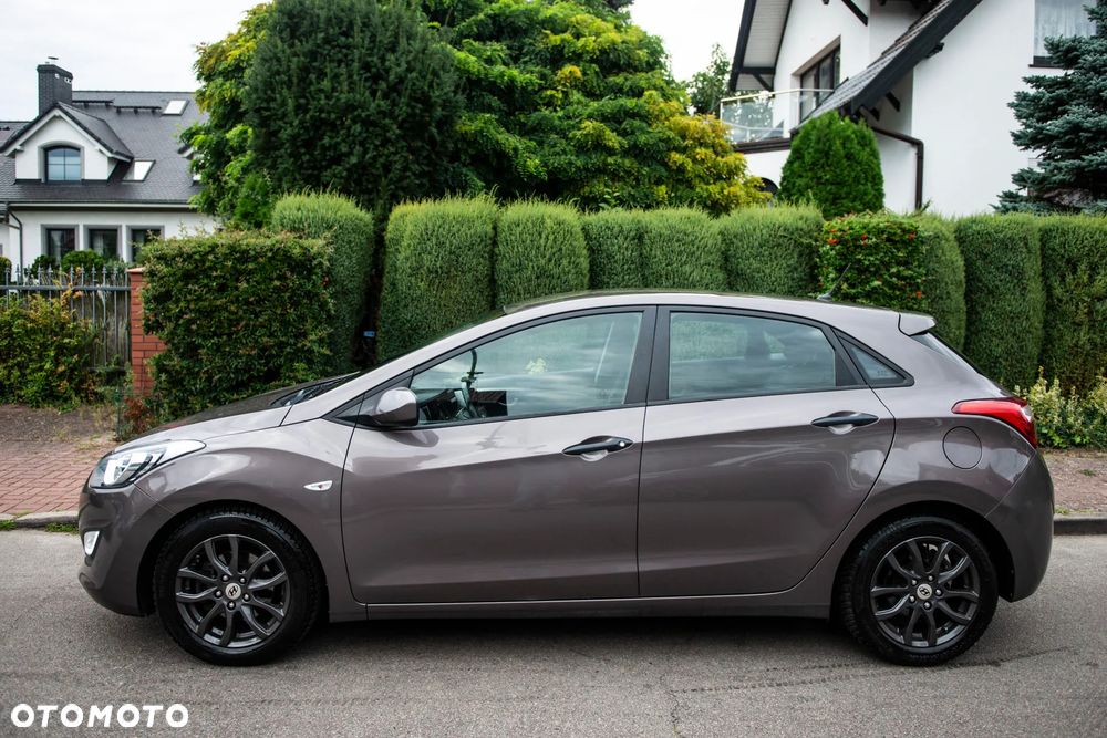 Hyundai i30 1.4 Advantage - 11