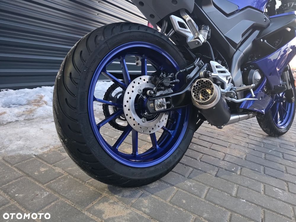 Yamaha YZF - 21